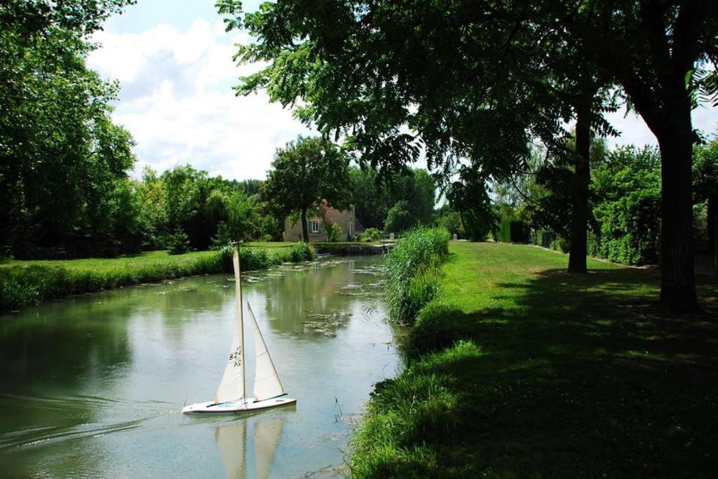 Petite Maison Au Bord Du Canal, 8' Zoo De Beauval, Pmr Noyers-sur-Cher Esterno foto